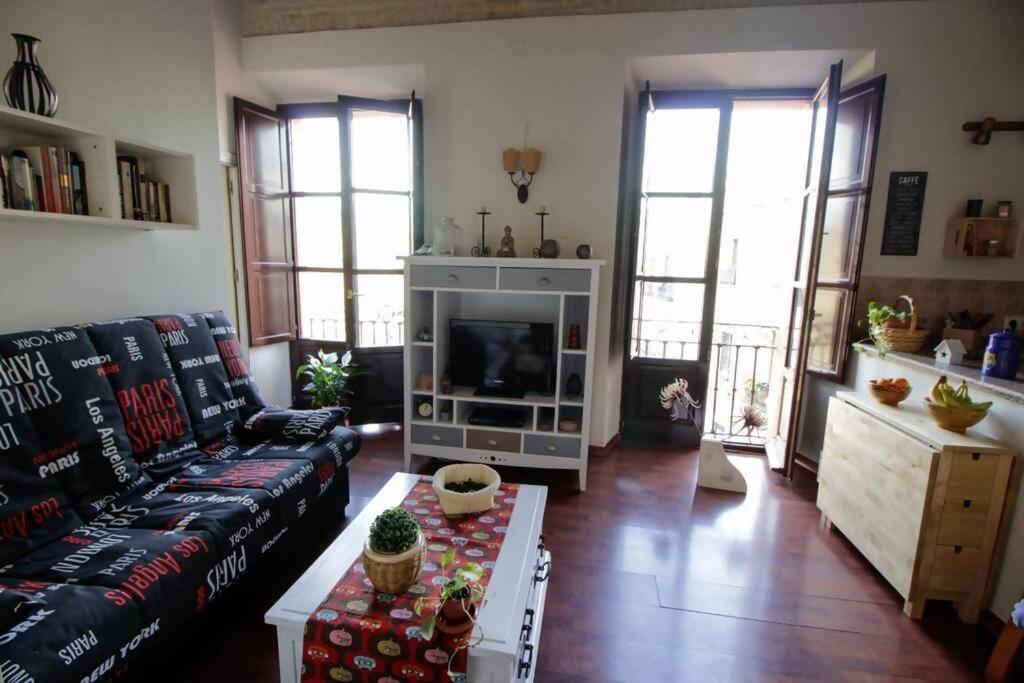 Appartement Hosfty Centro Mirador San Marcos 1 à Séville Extérieur photo